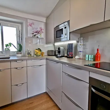 Apartment Le Foncet By Guys